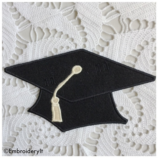 machine embroidery banner graduation cap