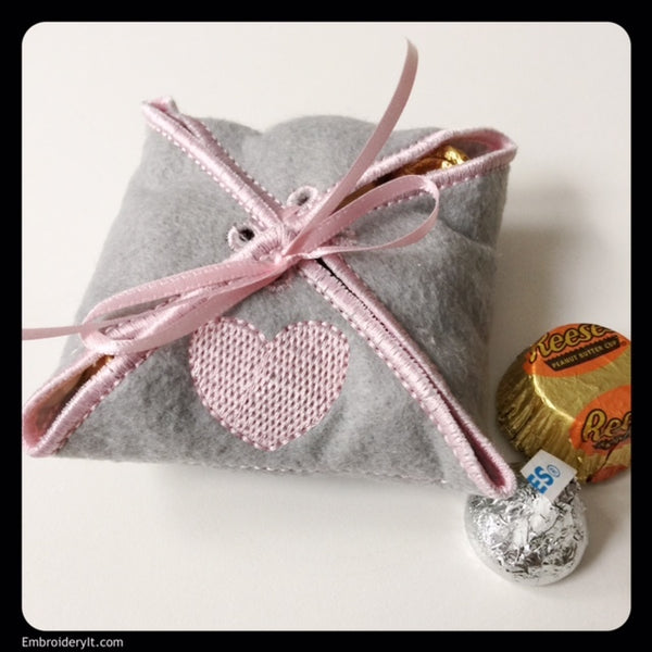 Valentine's day heart machine embroidery treat box design