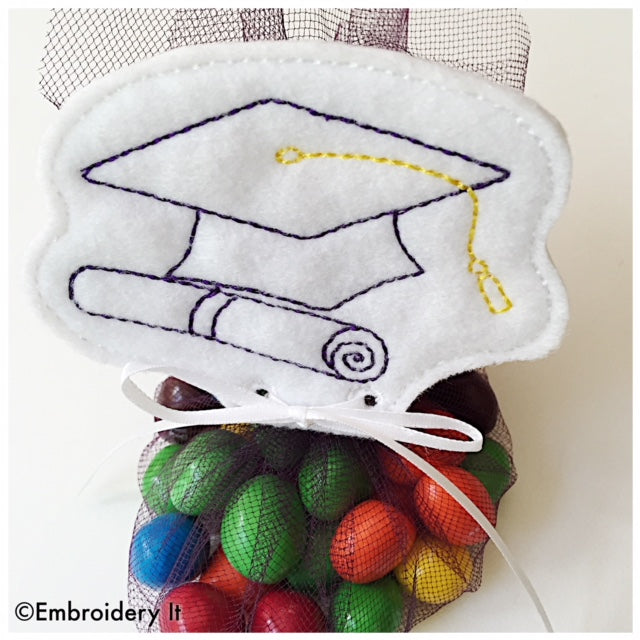 Machine embroidery Graduation cap treat topper
