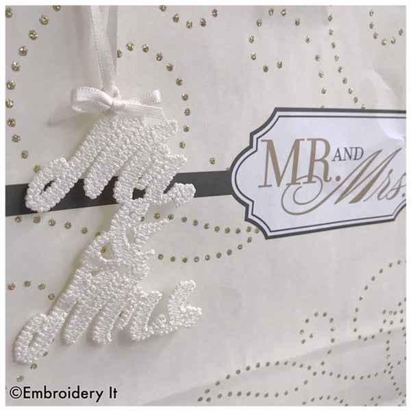 FSL machine embroidery Mr. and Mrs. Gift Tag