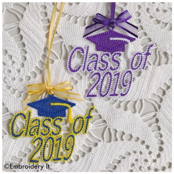 Freestanding lace class of 2019 graduate machine embroidery gift tag